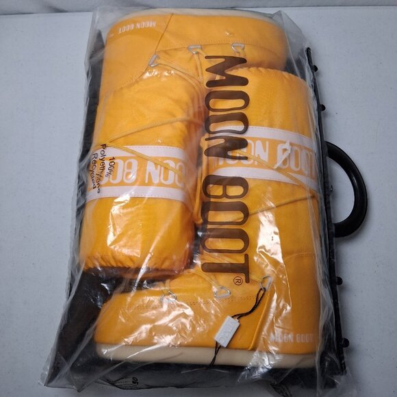 Moon Boot Boots Icon Nylon Yellow EU 35/38 Men US 3.5-6 Women US 4.5-7 - Picture 2 of 16